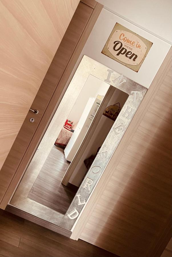 In The World Hotel อาลเกโร ภายนอก รูปภาพ